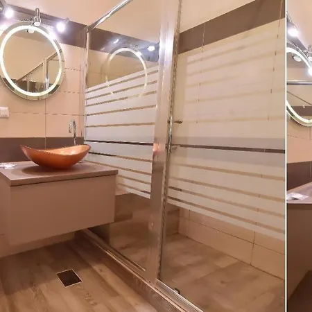 Blue Holiday Apartament شقة *
